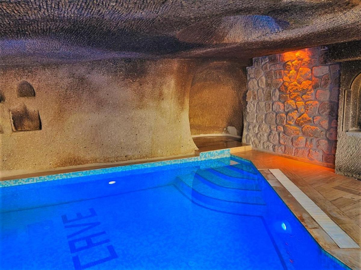 Cappadocia Empire Cave Hotel Goreme Exterior photo